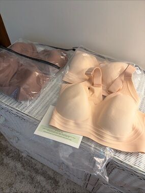 Wireless Nude Comfort Bra with Seamless Molding - Soft Beige